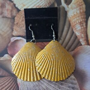 Island Glam Seashell Earrings